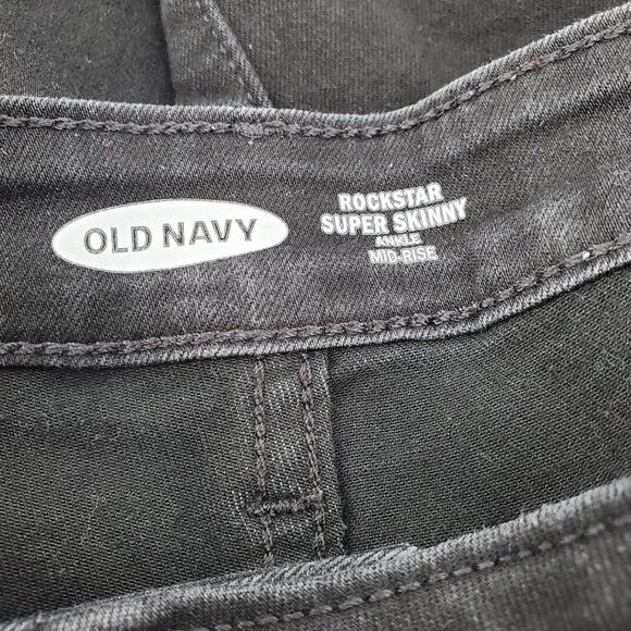 Old Navy Womens 16 Rockstar Super Skinny Ankle Mid Rise Black Jeans Pre-Owned - Picture 3 of 5